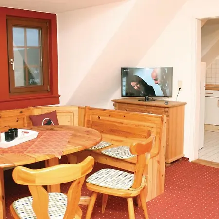 3 Bedroom Stunning In * Tambach-Dietharz